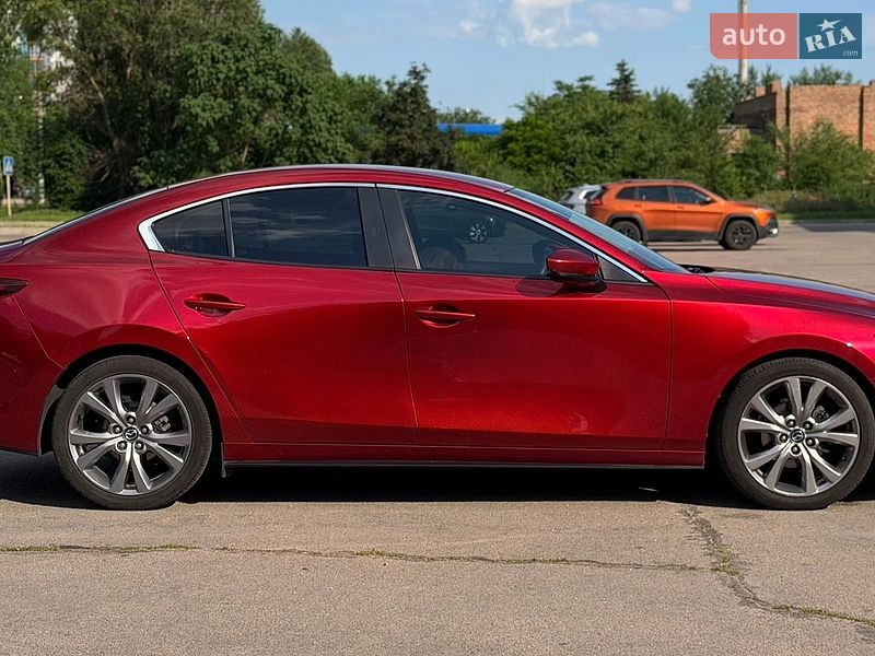 Седан Mazda 3 2019 в Одесі