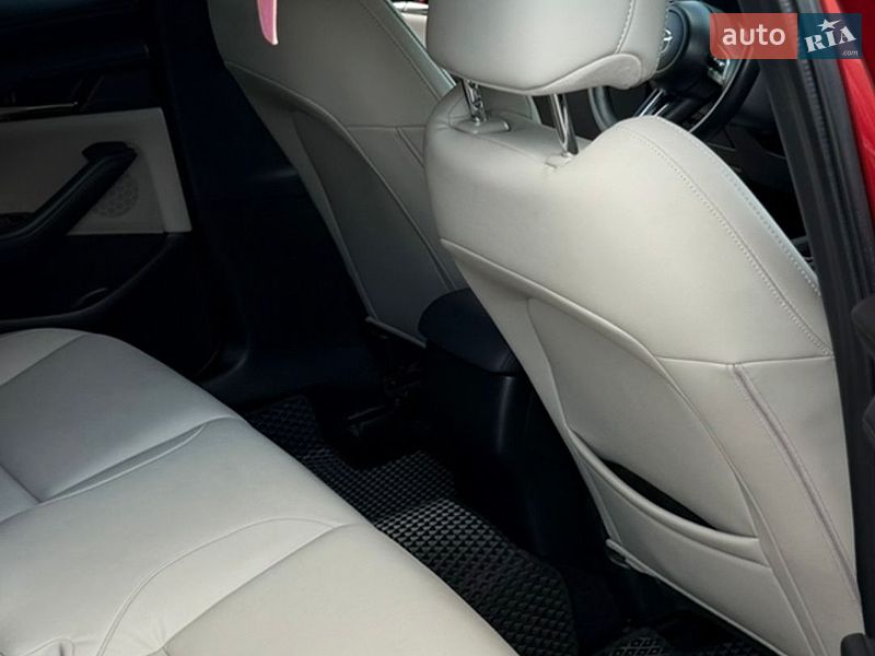 Седан Mazda 3 2019 в Одесі