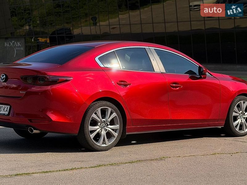 Седан Mazda 3 2019 в Одесі
