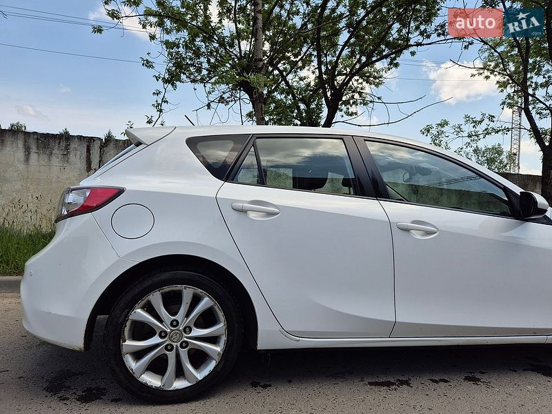 Хэтчбек Mazda 3 2010 в Ивано-Франковске фото 2 Хэтчбек Mazda 3 2010 в Ивано-Франковске
