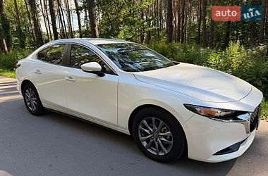 Седан Mazda 3 2024 в Львове