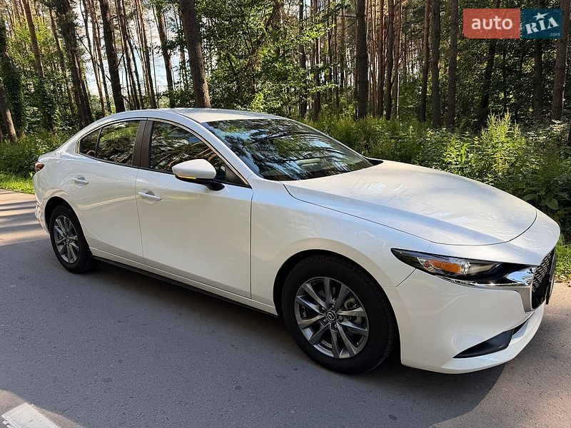 Седан Mazda 3 2024 в Львове