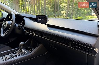 Седан Mazda 3 2024 в Львове