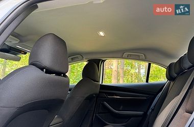 Седан Mazda 3 2024 в Львове