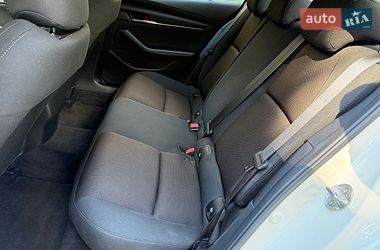 Седан Mazda 3 2024 в Львове
