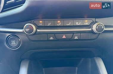 Седан Mazda 3 2024 в Львове