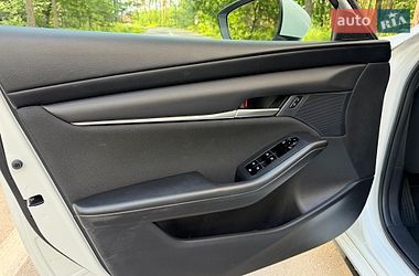 Седан Mazda 3 2024 в Львове