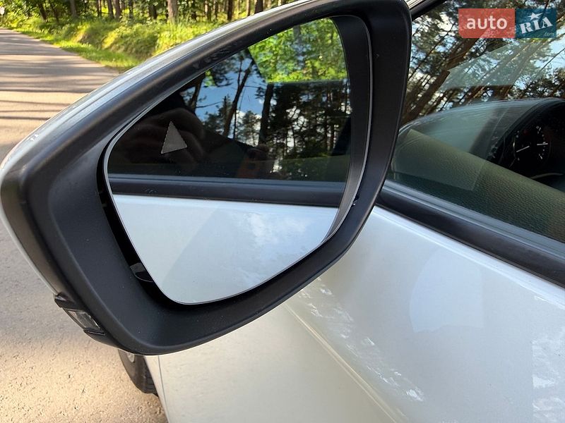 Седан Mazda 3 2024 в Львове