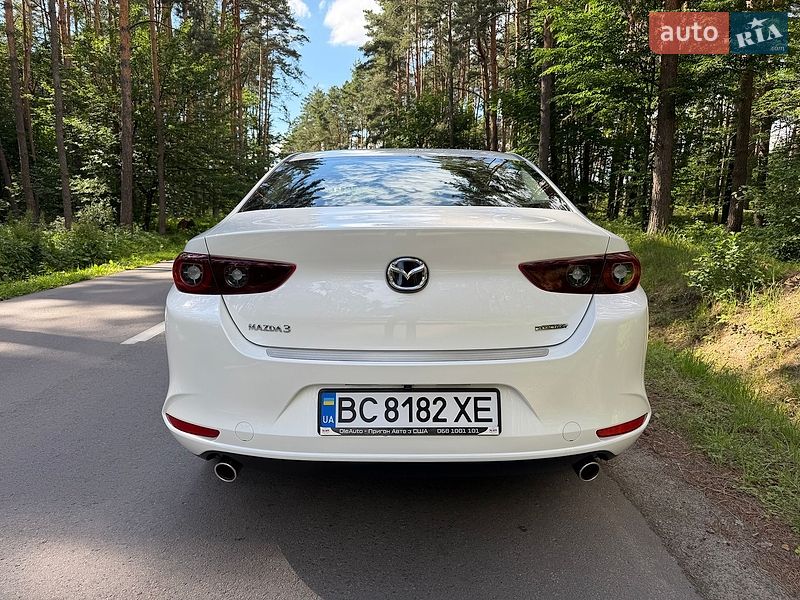Седан Mazda 3 2024 в Львове