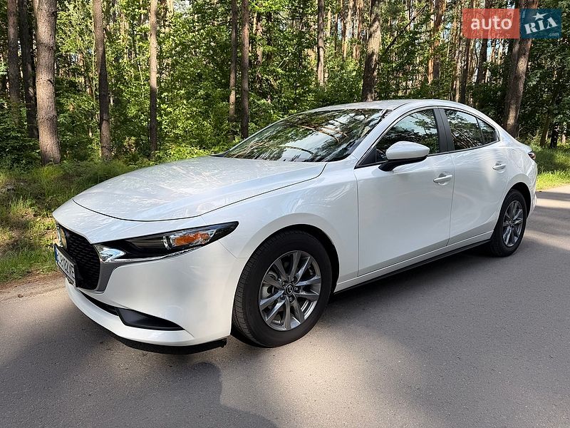 Седан Mazda 3 2024 в Львове