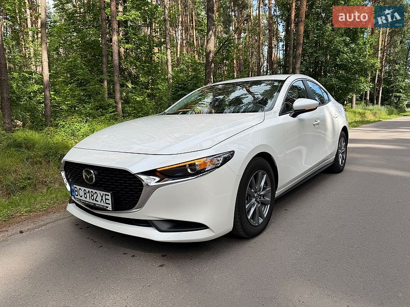 Седан Mazda 3 2024 в Львове