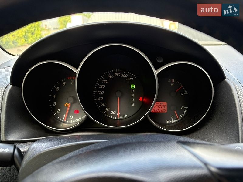 Седан Mazda 3 2006 в Киеве