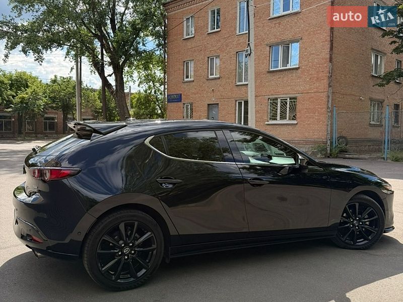 Хетчбек Mazda 3 2021 в Кропивницькому