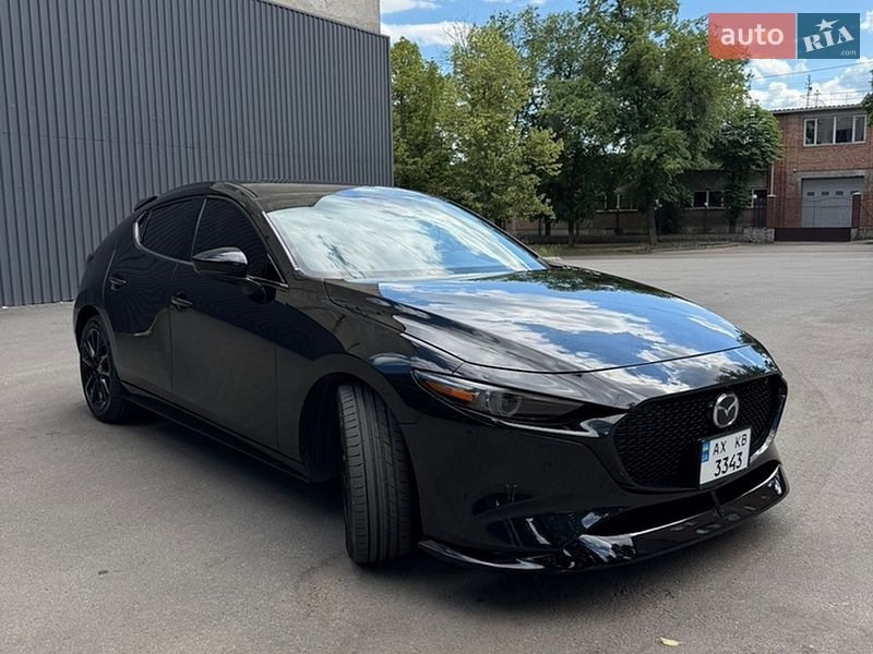 Хетчбек Mazda 3 2021 в Кропивницькому