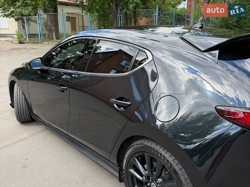 Хетчбек Mazda 3 2021 в Кропивницькому