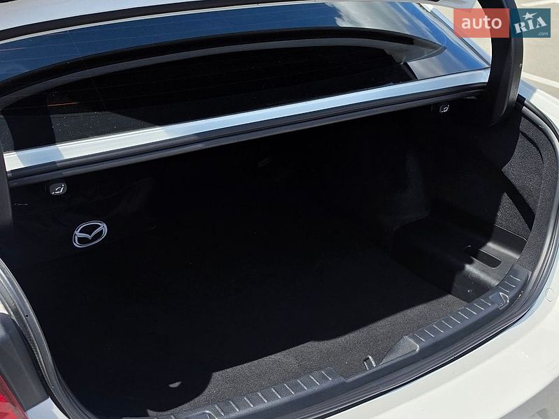 Седан Mazda 3 2018 в Бучі фото 7 Седан Mazda 3 2018 в Бучі