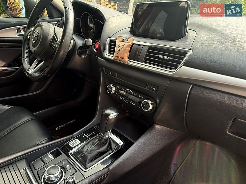Седан Mazda 3 2017 в Белой Церкви