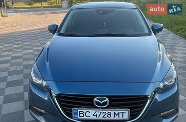 Седан Mazda 3 2018 в Самборі