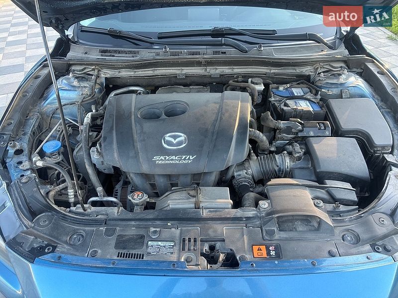 Седан Mazda 3 2018 в Самборі