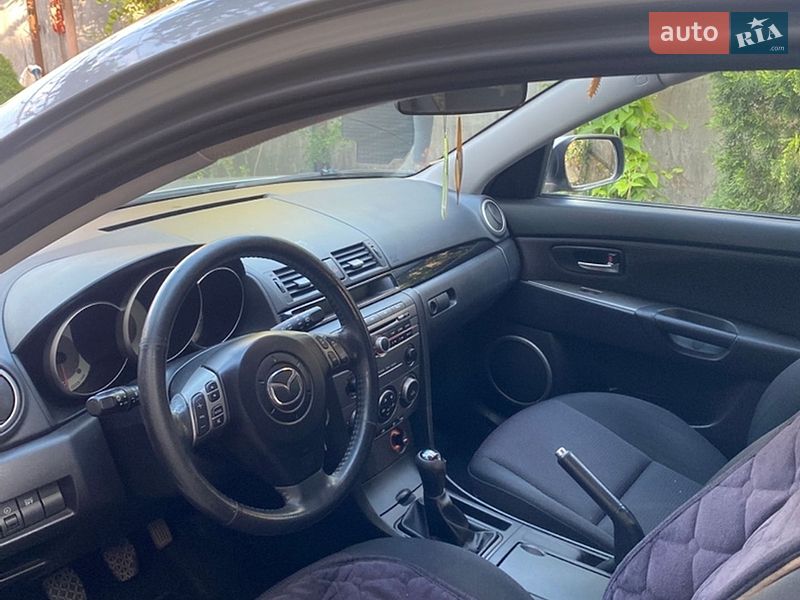 Хэтчбек Mazda 3 2007 в Мукачево