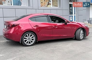 Седан Mazda 3 2015 в Харькове