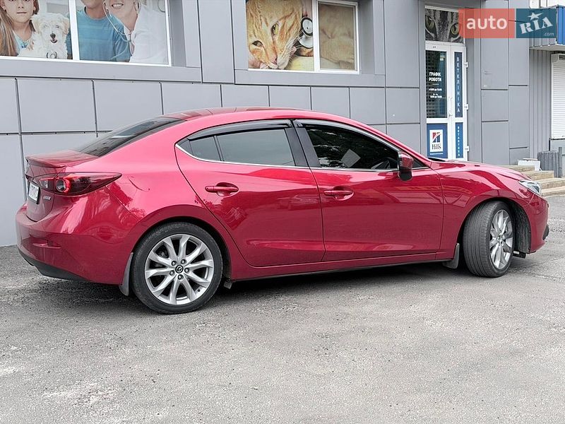 Седан Mazda 3 2015 в Харькове