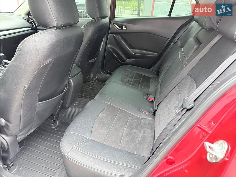 Седан Mazda 3 2015 в Харькове