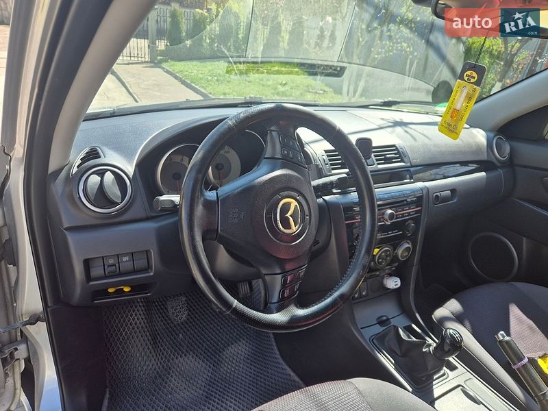 Хетчбек Mazda 3 2008 в Дрогобичі