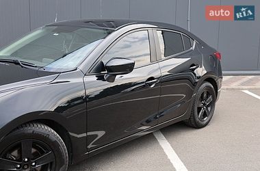Седан Mazda 3 2014 в Киеве