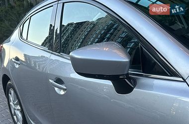 Седан Mazda 3 2014 в Києві