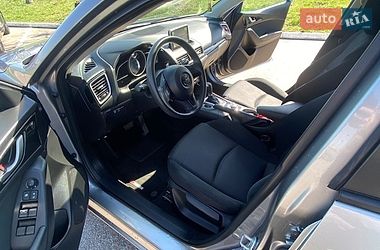 Хетчбек Mazda 3 2016 в Житомирі