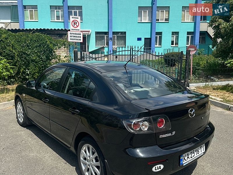 Седан Mazda 3 2008 в Києві