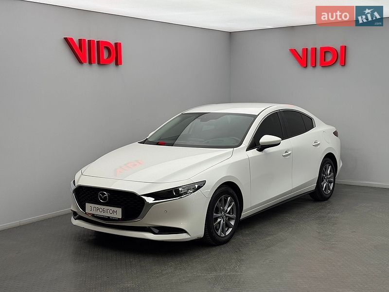 Седан Mazda 3 2019 в Киеве