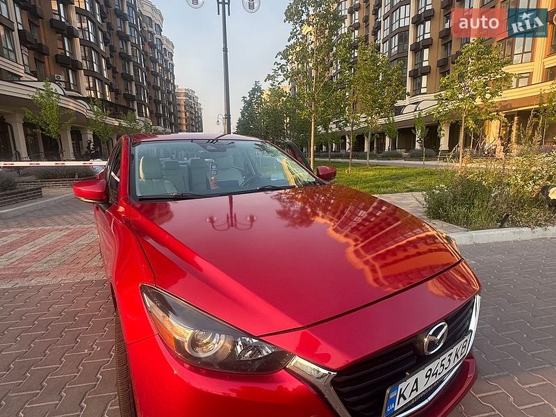 Седан Mazda 3 2016 в Києві