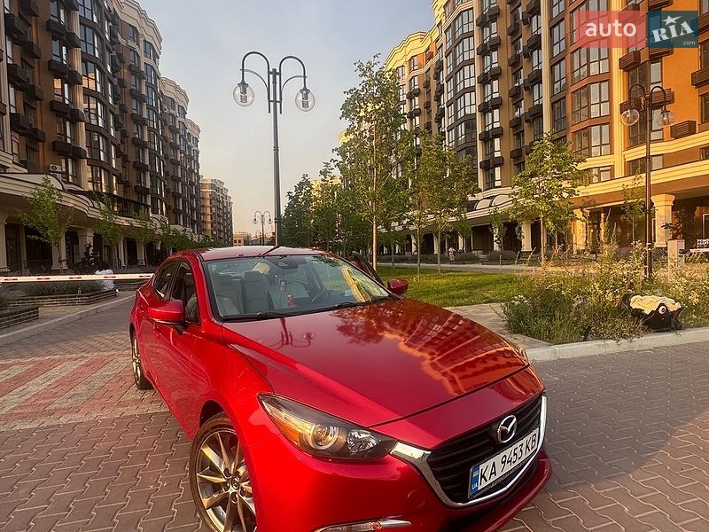 Седан Mazda 3 2016 в Києві