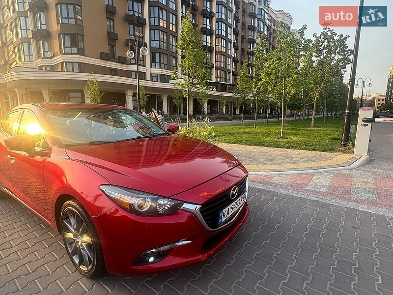 Седан Mazda 3 2016 в Києві