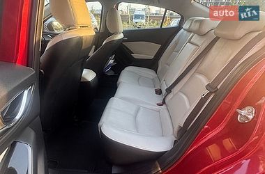 Седан Mazda 3 2016 в Києві