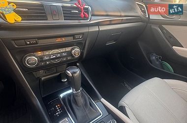 Седан Mazda 3 2016 в Києві