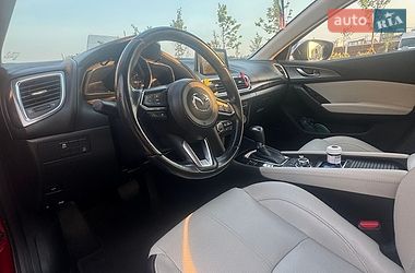 Седан Mazda 3 2016 в Києві