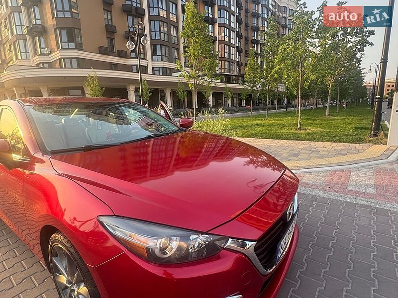 Седан Mazda 3 2016 в Києві
