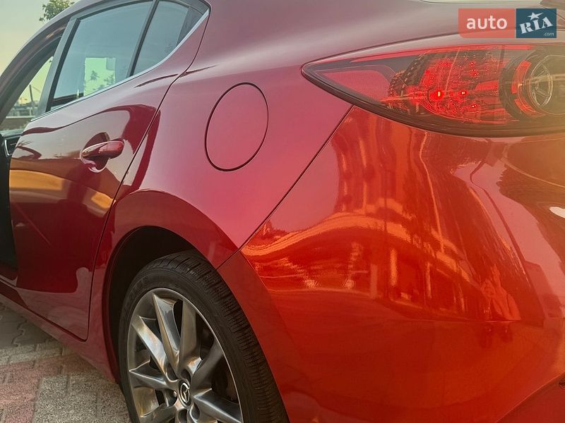 Седан Mazda 3 2016 в Києві