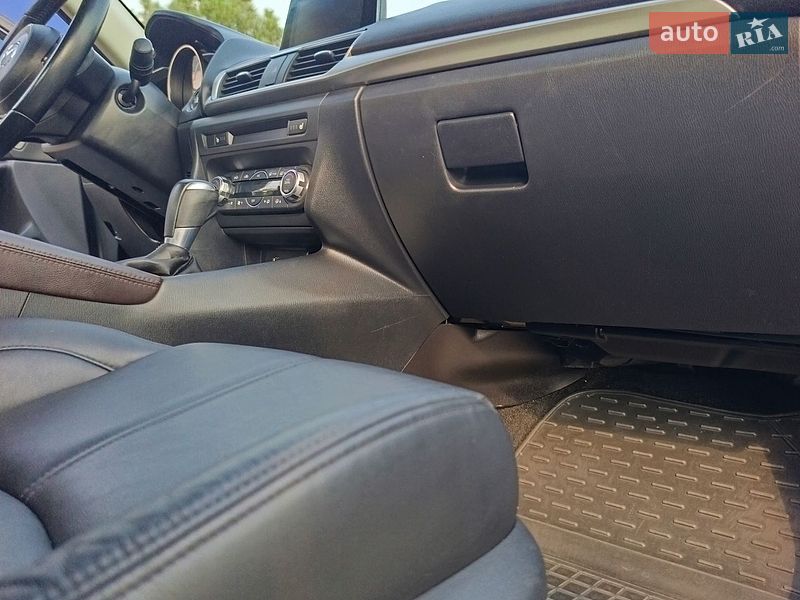 Седан Mazda 3 2016 в Одессе