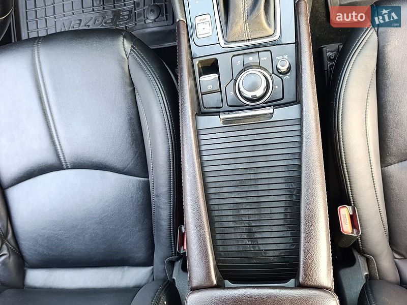 Седан Mazda 3 2016 в Одессе