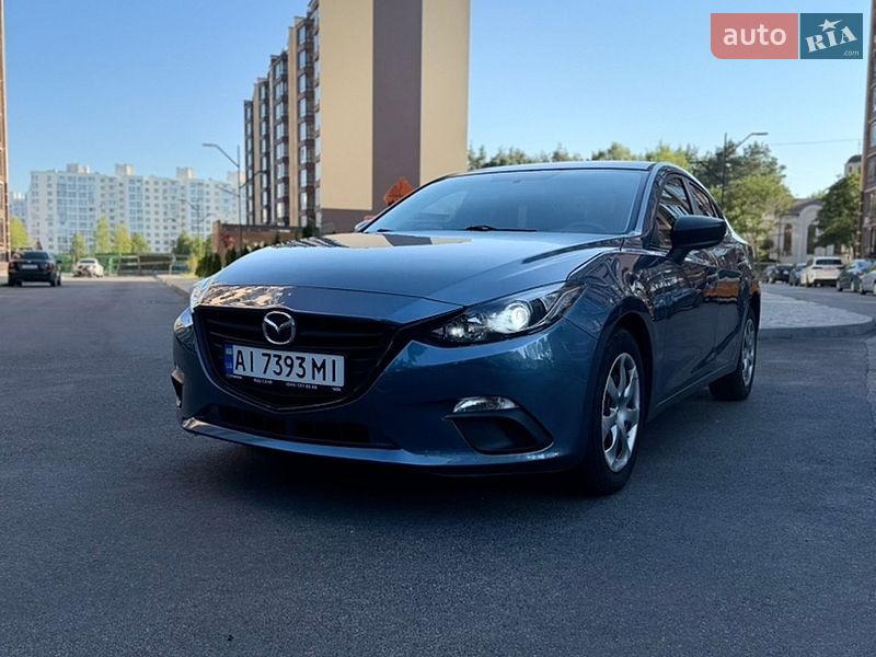 Седан Mazda 3 2014 в Чернігові