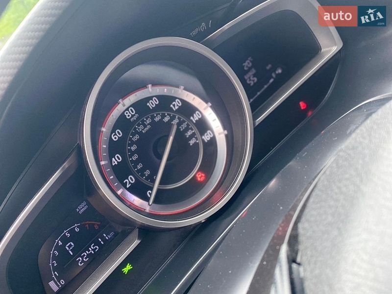 Седан Mazda 3 2014 в Чернігові
