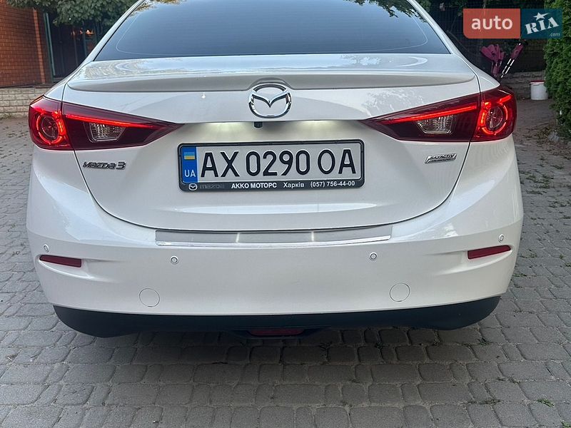 Седан Mazda 3 2016 в Харкові