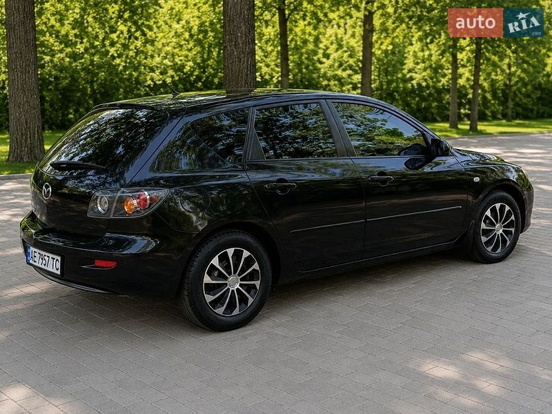 Хэтчбек Mazda 3 2005 в Днепре