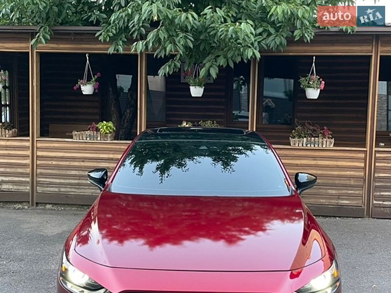 Хэтчбек Mazda 3 2019 в Харькове