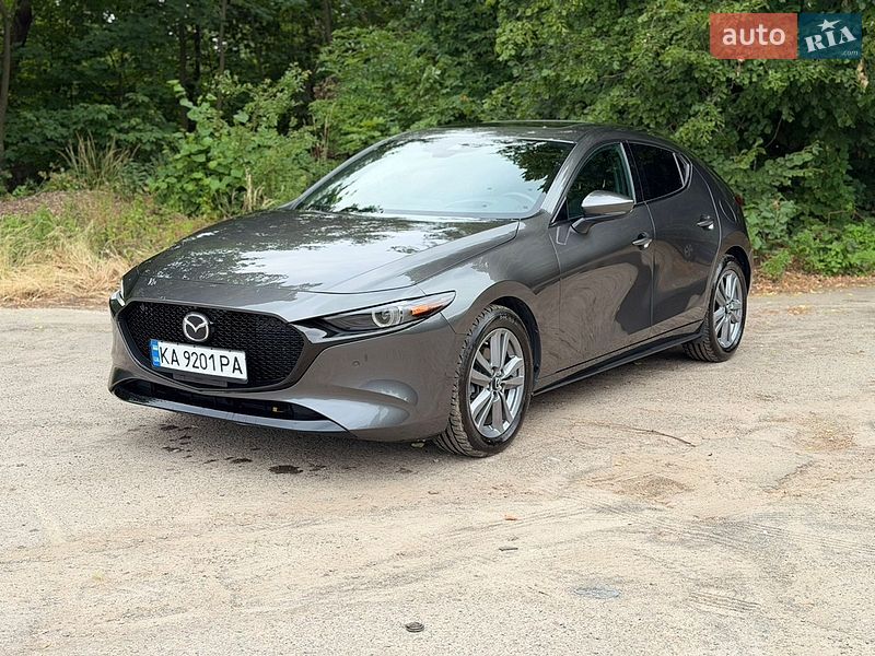Хэтчбек Mazda 3 2023 в Львове