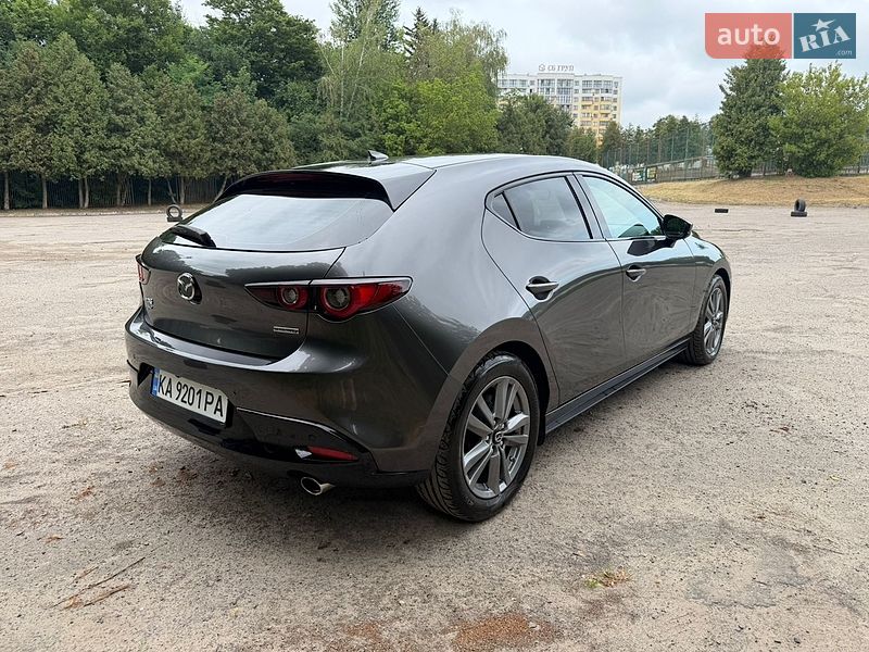 Хэтчбек Mazda 3 2023 в Львове